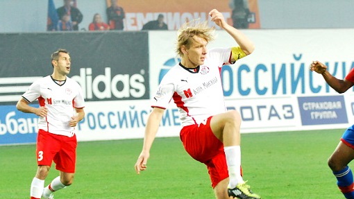 «Амкар» продлил контракт с Белоруковым на два года