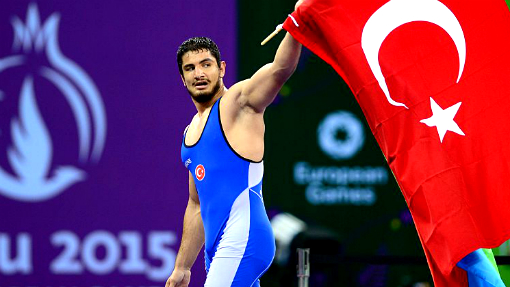 Турецкий борец Акгюль — олимпийский чемпион в категории до 125 кг