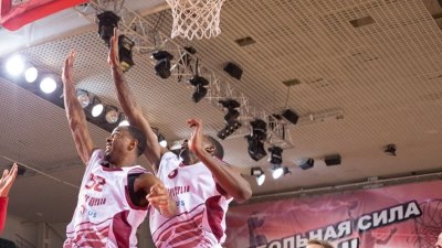 «Красные Крылья» не смогли выйти в «Финал четырех» «Красные Крылья» не смогли выйти в «Финал четырех»