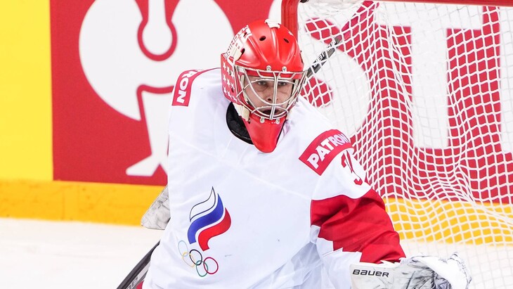 Хоккеисты сборной России начинают защиту титула