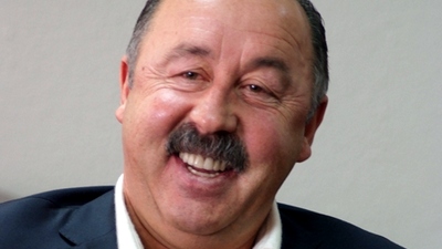Валерий Газзаев