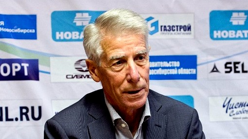 Валерий Непомнящий
