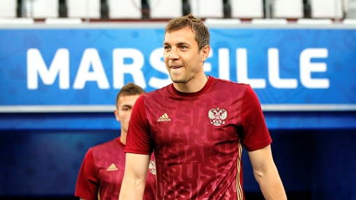 Артем Дзюба