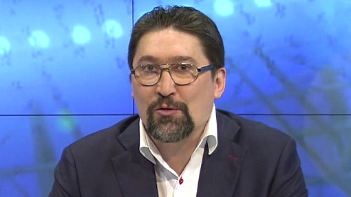 Владислав Батурин в студии передачи «Свисток» Владислав Батурин в студии передачи «Свисток»