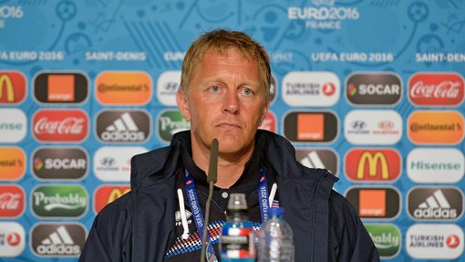 Главный тренер сборной Исландии: Футболисты в России живут богато, поэтому они не амбициозны