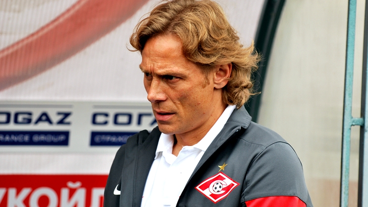 Валерий Карпин