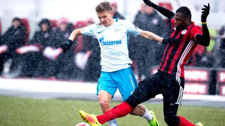 «Зенит» проиграл «Амкару» в Перми со счетом 0:1 «Зенит» проиграл «Амкару» в Перми со счетом 0:1