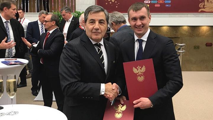 Александр Алаев (справа) и Фернандо Гомеш Александр Алаев (справа) и Фернандо Гомеш