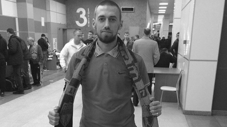 Полиция задержала предполагаемого убийцу футбольного фаната из Красноярска Полиция задержала предполагаемого убийцу футбольного фаната из Красноярска