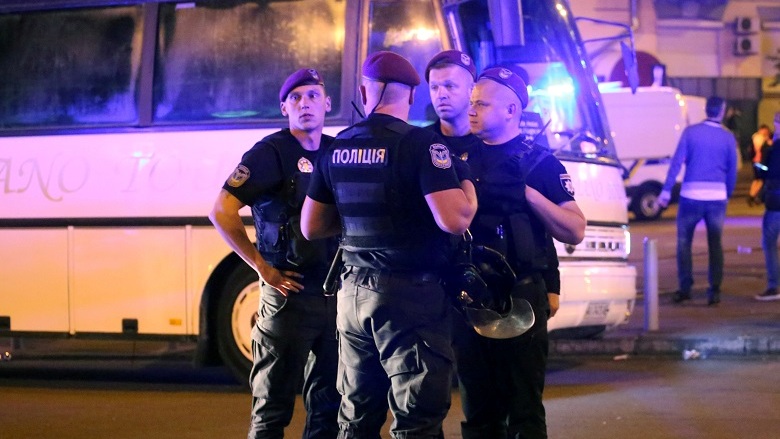Полиция Киева задержала 18 человек после финала Лиги чемпионов Полиция Киева задержала 18 человек после финала Лиги чемпионов