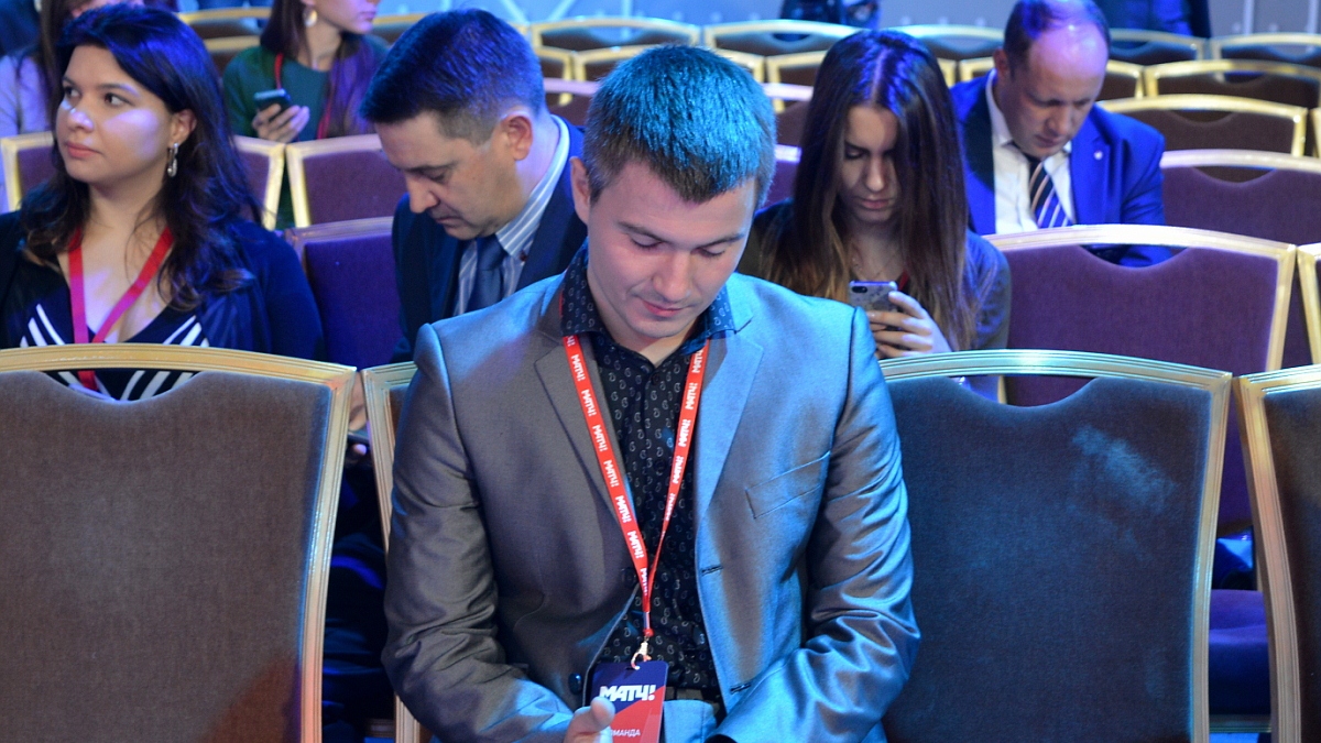Владимир Стогниенко