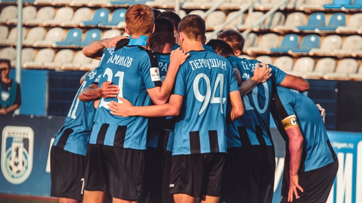 Футболисты «Шинника»