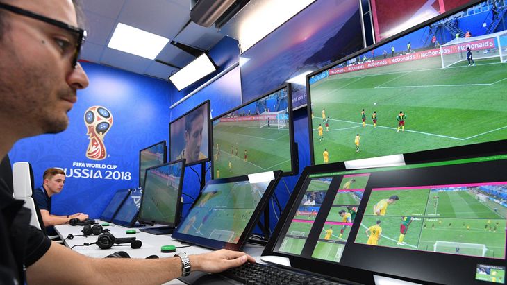 VAR VAR