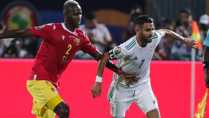 Алжир разгромил Гвинею в 1/8 финала Кубка африканских наций