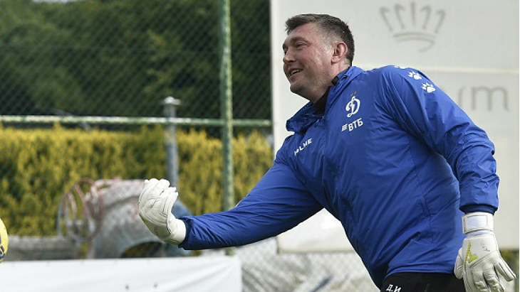 Дмитрий Изотов