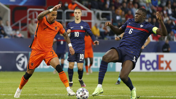 Голландия и Испания вышли в полуфинал молодежного Евро