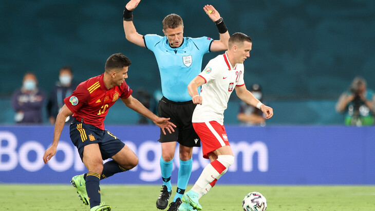 Сборная Испании сыграла вничью с Польшей, Морено не забил пенальти
