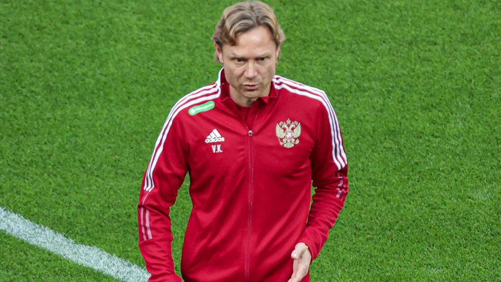 Валерий Карпин