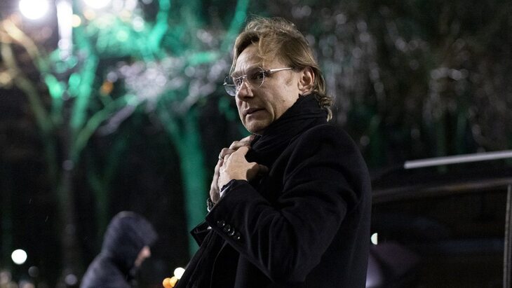 Валерий Карпин