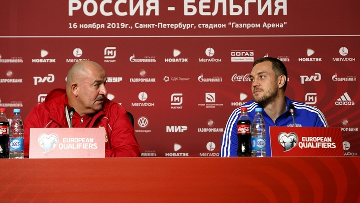 Станислав Черчесов и Артем Дзюба Станислав Черчесов и Артем Дзюба