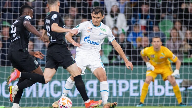 У «Зенита» проседает позиция центрального защитника, считает Орлов