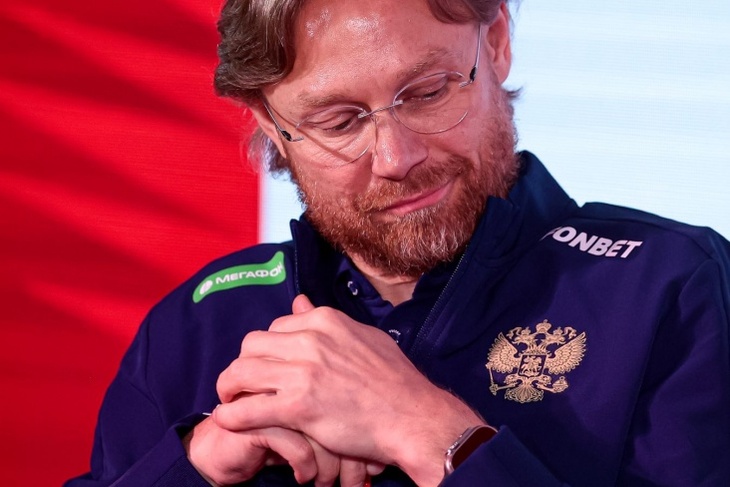 Валерий Карпин