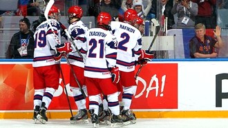 Хоккеисты юношеской сборной России