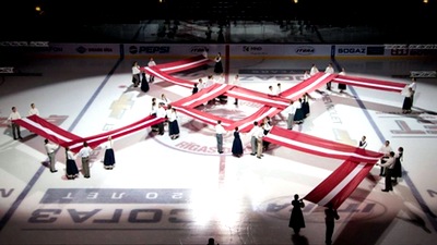 Неоднозначный символ во время шоу в Риге Неоднозначный символ во время шоу в Риге