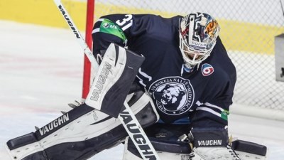 Деканич оставил свои ворота на замке Деканич оставил свои ворота на замке