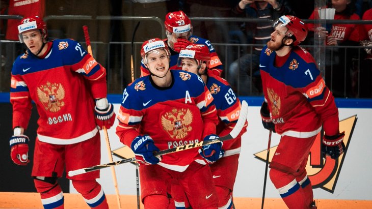 Хоккеисты сборной России