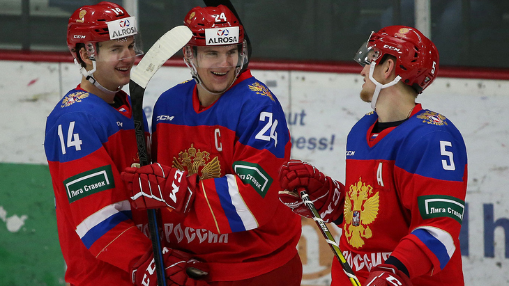 Хоккеисты молодежной сборной России