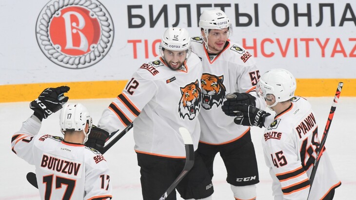 Игроки «Амура»