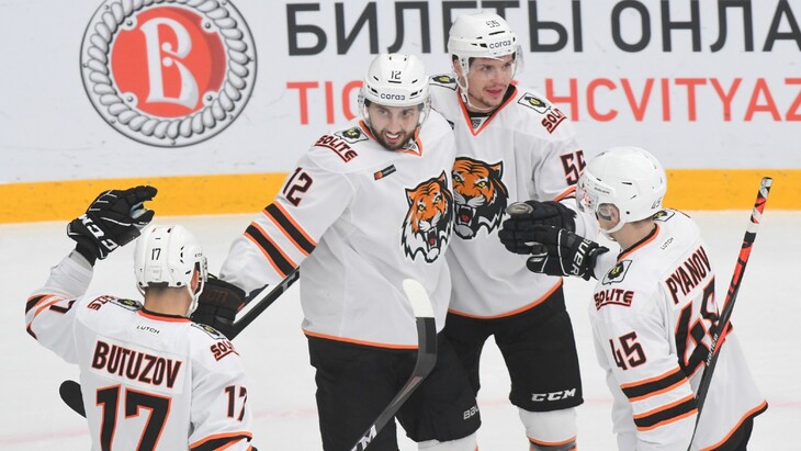 «Амур»