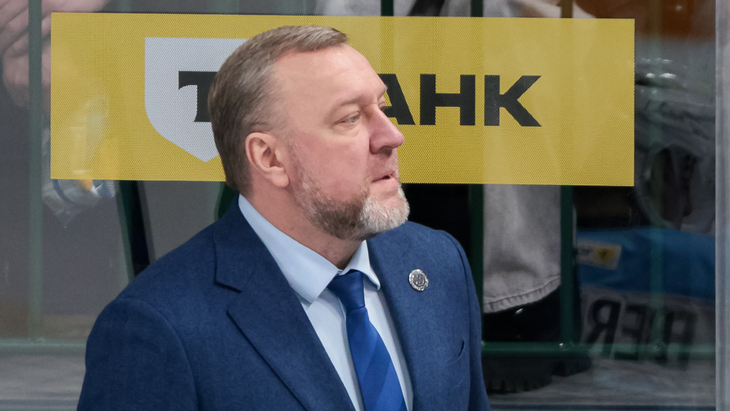 Вадим Епанчинцев — главный тренер «Сибири» Вадим Епанчинцев — главный тренер «Сибири»