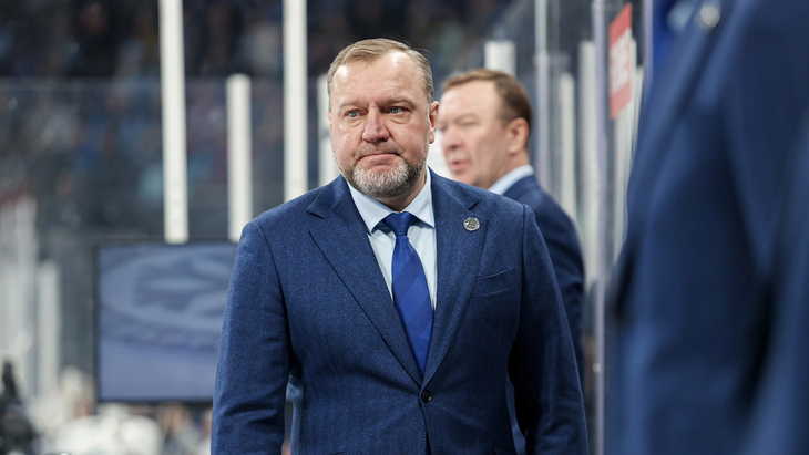 Вадим Епанчинцев — главный тренер «Сибири» Вадим Епанчинцев — главный тренер «Сибири»