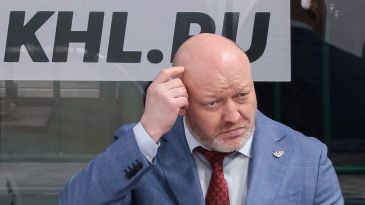 Николай Заварухин — главный тренер «Автомобилиста» Николай Заварухин — главный тренер «Автомобилиста»