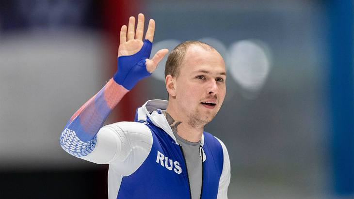 Три российских конькобежца снялись с чемпионата мира