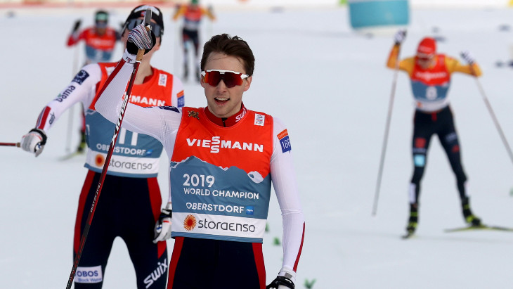 Норвежец Риибер завоевал золото ЧМ в лыжном двоеборье, Барков — 39-й