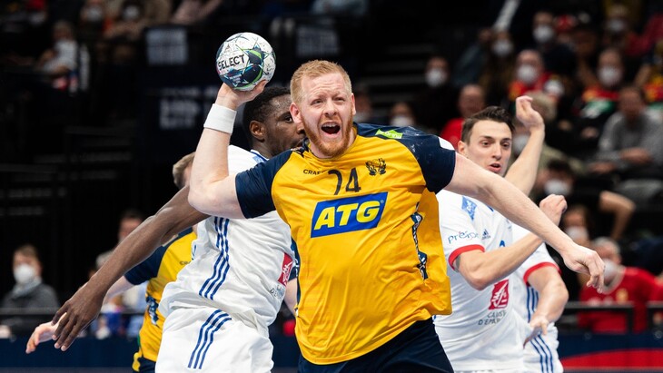 Гандболисты сборной Швеции вышли в финал ЧЕ-2022