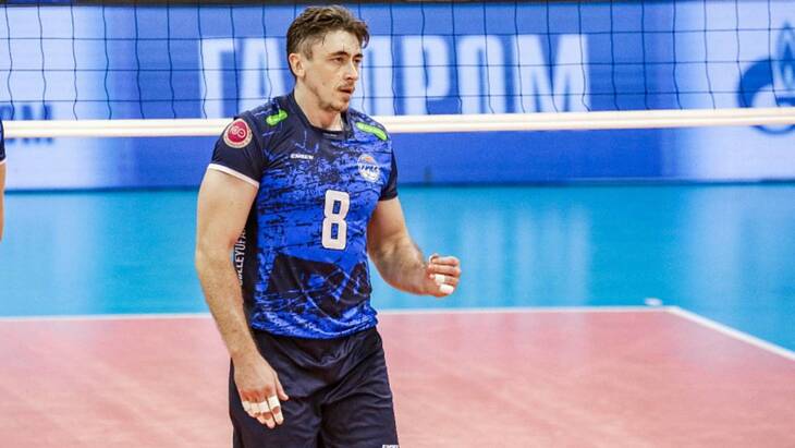 Блокирующий «Урала» Александр Гуцалюк Блокирующий «Урала» Александр Гуцалюк