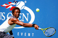 Гаэль Монфис вышел в четвертьфинал US Open, переиграв своего соотечественника Ришара Гаске - 6:4, 7:5, 7:5