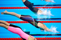 Золото американок в эстафете 4x200 вольным стилем