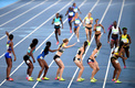 Чемпионский финиш американок в эстафете 4x100