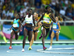 Чемпионский финиш американок в эстафете 4x100