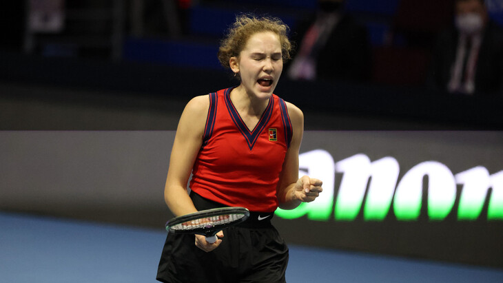 18-летняя россиянка Андреева уступила Квитовой на старте US Open