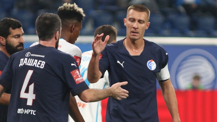 Прогноз и ставки на «Факел» — «Локомотив»